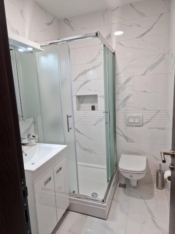 Ferienwohnung Mb Lux Vrnjačka Banja Exterior foto